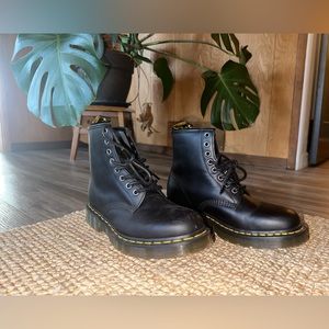 Dr. Marten smooth leather lace up boots